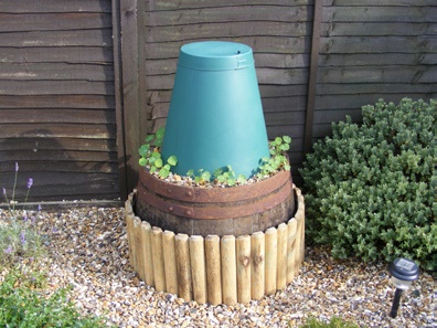 Example of an alternative way to have a Green Cone installed within a raised bed